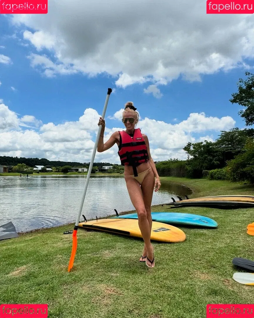 Adriane Galisteu / galisteuoficial Onlyfans Photo Gallery 