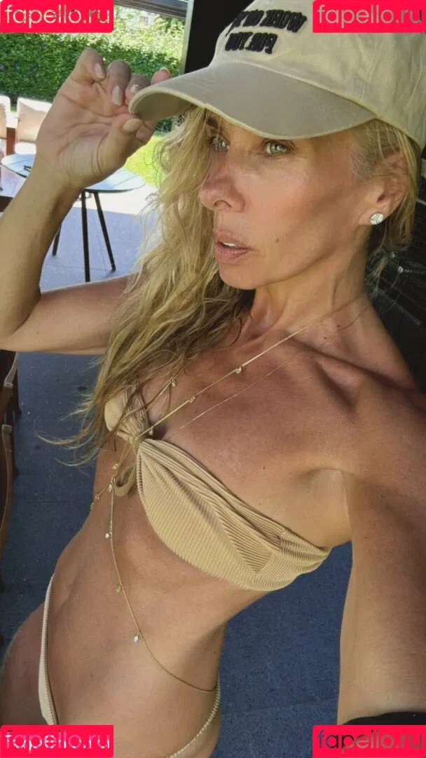 Adriane Galisteu / galisteuoficial Onlyfans Photo Gallery 