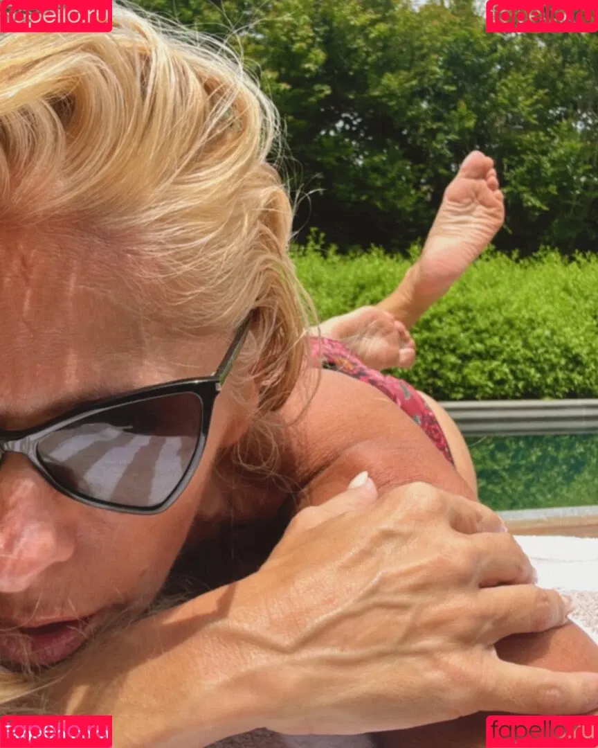 Adriane Galisteu / galisteuoficial Onlyfans Photo Gallery 