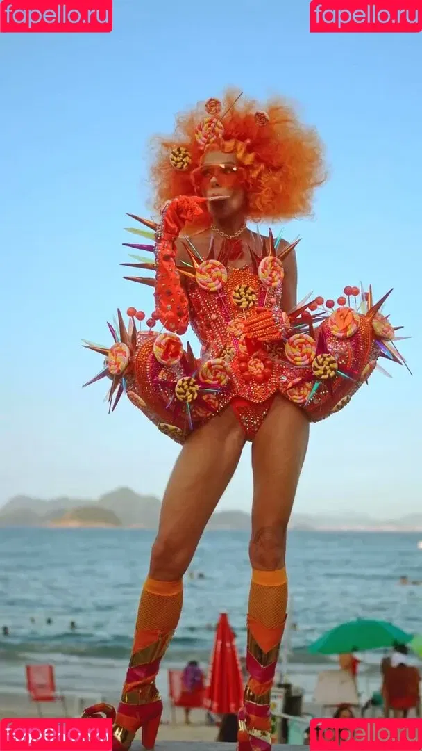 Adriane Galisteu / galisteuoficial Onlyfans Photo Gallery 