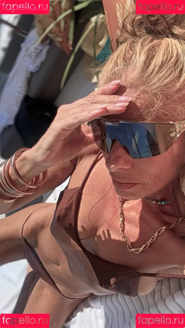 Adriane Galisteu / galisteuoficial Onlyfans Photo Gallery 