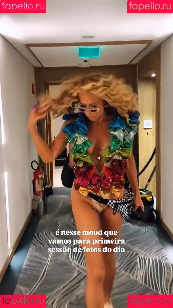 Adriane Galisteu / galisteuoficial Onlyfans Photo Gallery 