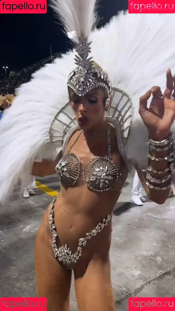 Adriane Galisteu / galisteuoficial Onlyfans Photo Gallery 