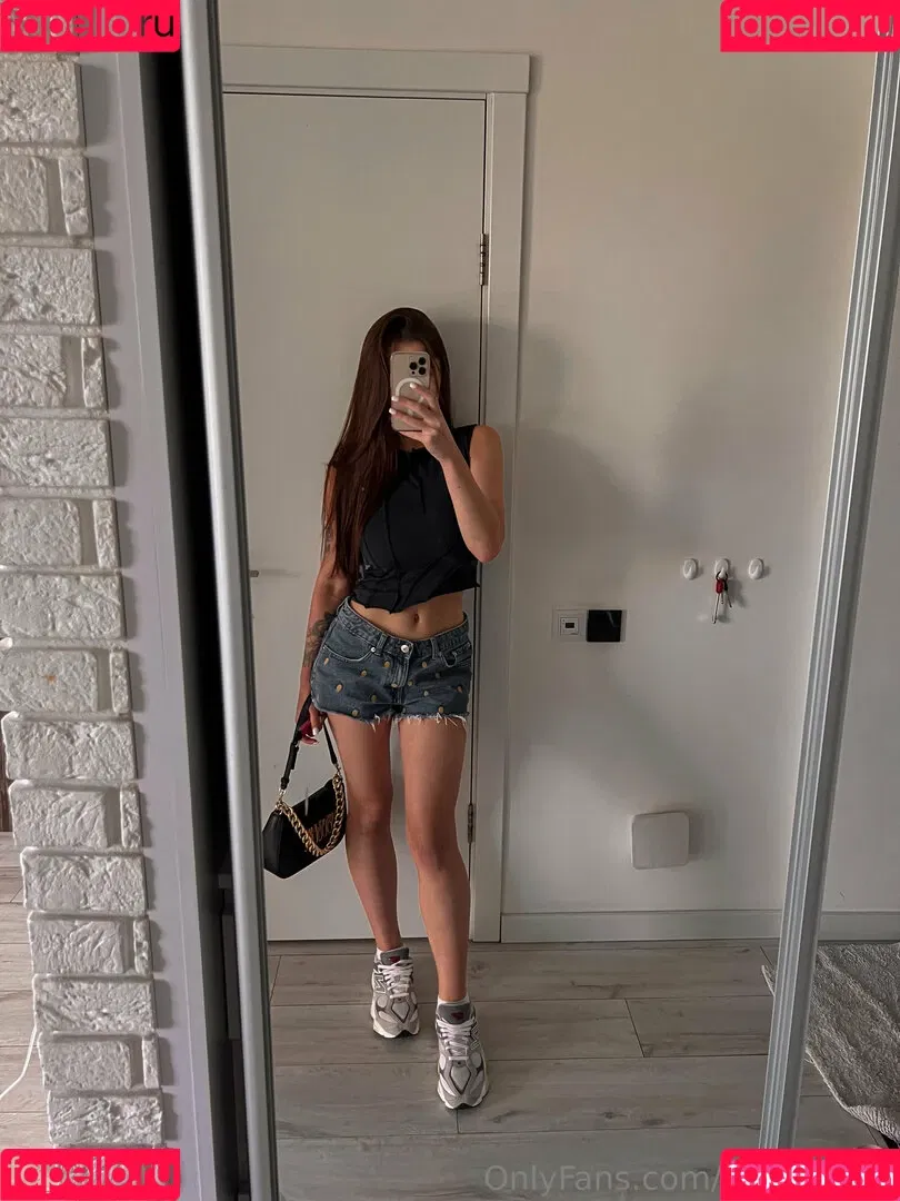 cutie_dixie / cutie_dixxx Onlyfans Photo Gallery 