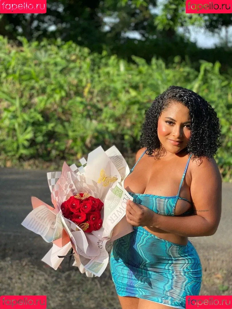 RaychelleMCM / Raychellemc Onlyfans Photo Gallery 