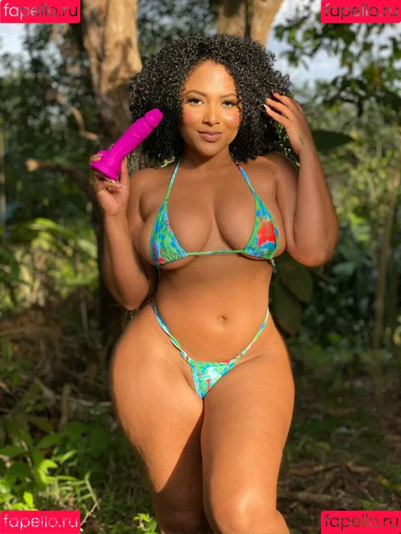 RaychelleMCM / Raychellemc Onlyfans Photo Gallery 