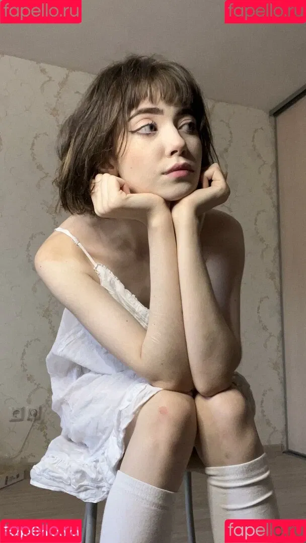 YourSmallDoll / yourteeendoll Onlyfans Photo Gallery 