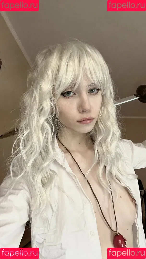 YourSmallDoll / yourteeendoll Onlyfans Photo Gallery 