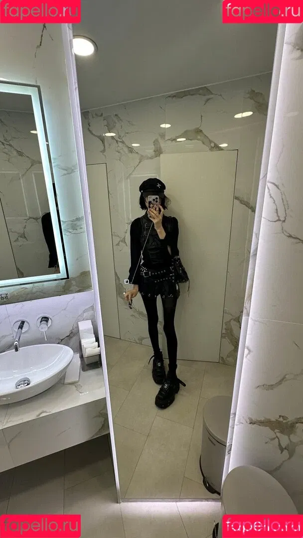 YourSmallDoll / yourteeendoll Onlyfans Photo Gallery 