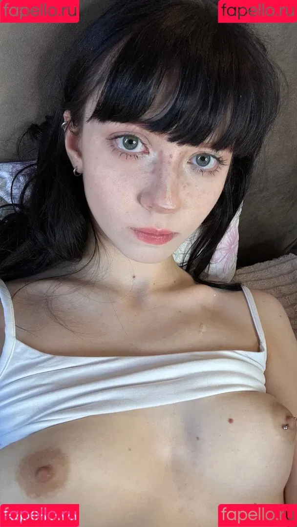 YourSmallDoll / yourteeendoll Onlyfans Photo Gallery 