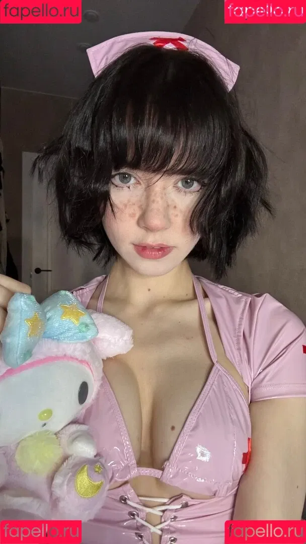 YourSmallDoll / yourteeendoll Onlyfans Photo Gallery 