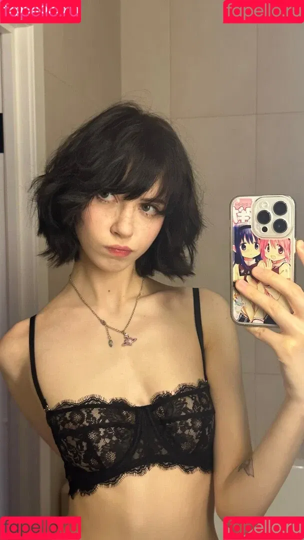 YourSmallDoll / yourteeendoll Onlyfans Photo Gallery 