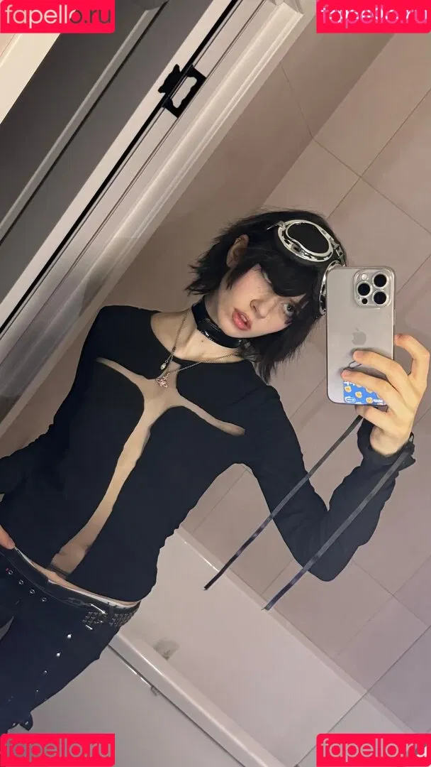 YourSmallDoll / yourteeendoll Onlyfans Photo Gallery 