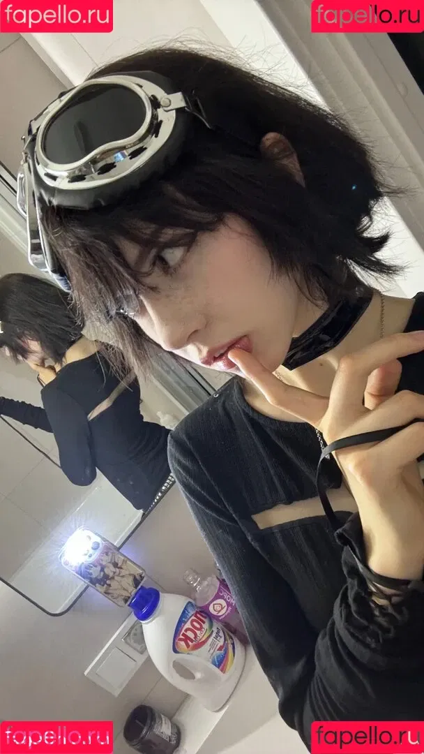 YourSmallDoll / yourteeendoll Onlyfans Photo Gallery 