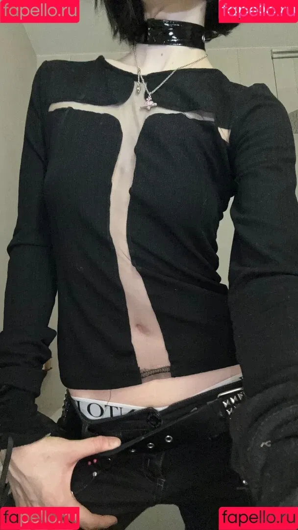 YourSmallDoll / yourteeendoll Onlyfans Photo Gallery 