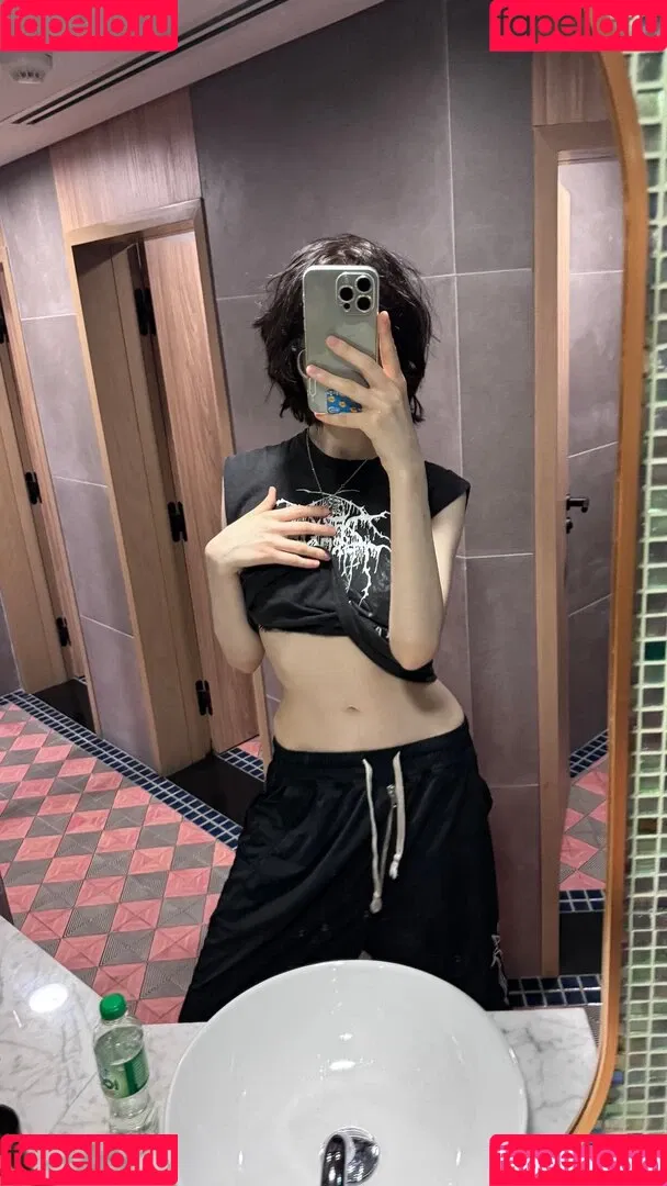 YourSmallDoll / yourteeendoll Onlyfans Photo Gallery 