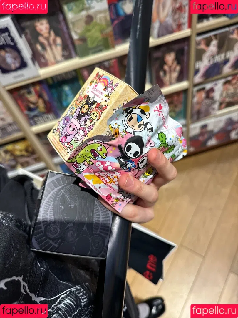 YourSmallDoll / yourteeendoll Onlyfans Photo Gallery 