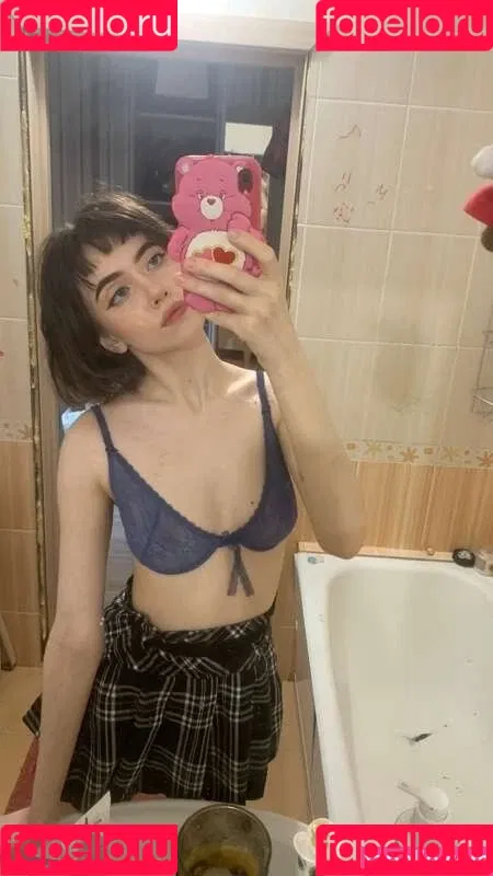 YourSmallDoll / yourteeendoll Onlyfans Photo Gallery 