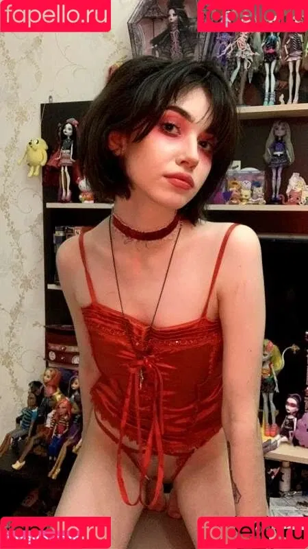 YourSmallDoll / yourteeendoll Onlyfans Photo Gallery 