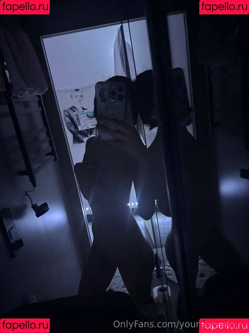 YourSmallDoll / yourteeendoll Onlyfans Photo Gallery 