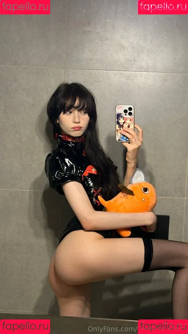 YourSmallDoll / yourteeendoll Onlyfans Photo Gallery 