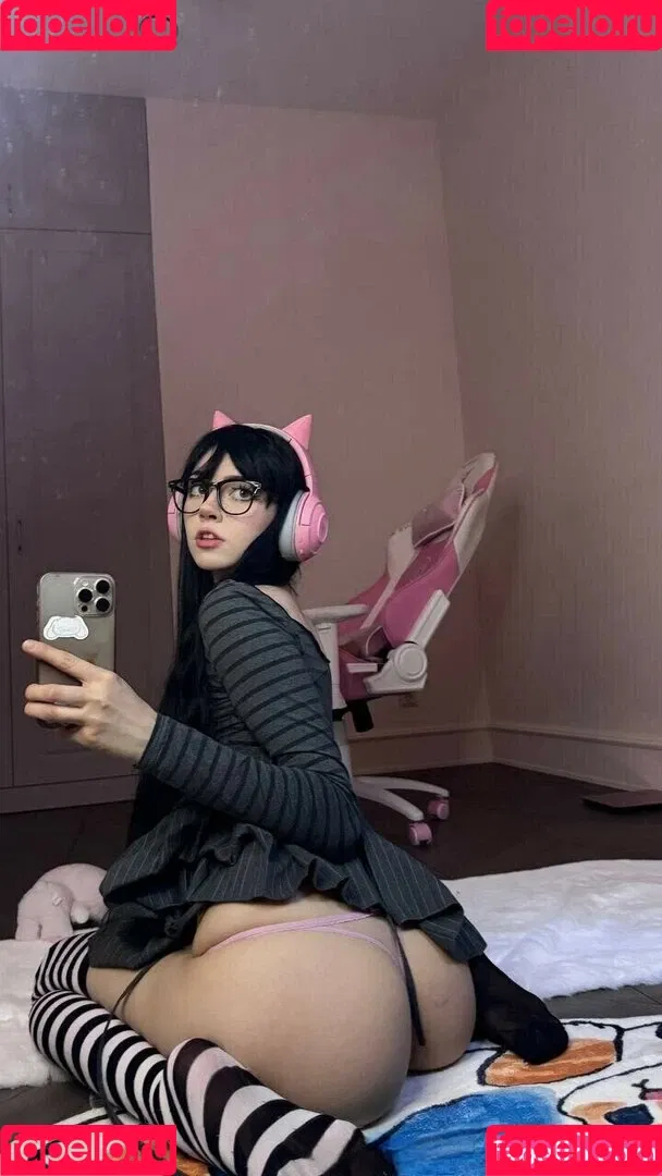 YourSmallDoll / yourteeendoll Onlyfans Photo Gallery 