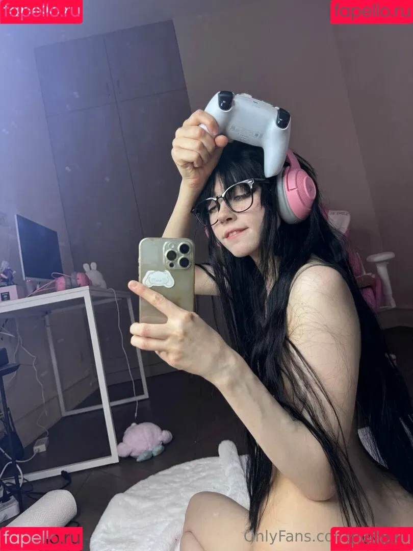 YourSmallDoll / yourteeendoll Onlyfans Photo Gallery 