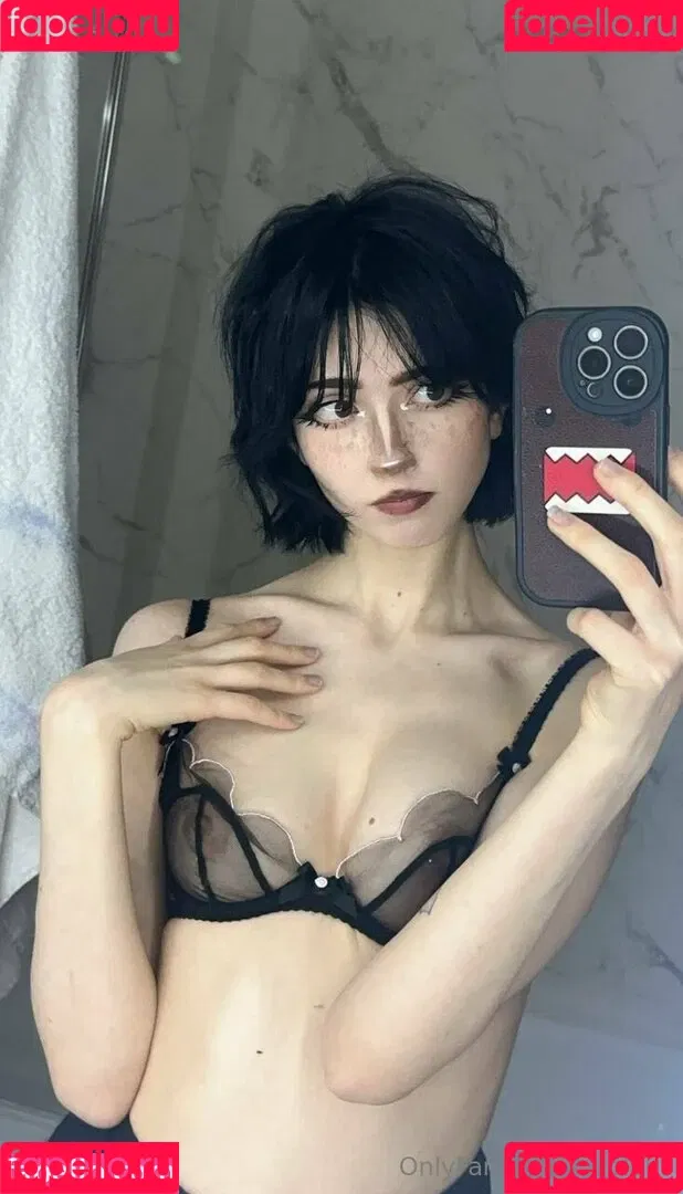 YourSmallDoll / yourteeendoll Onlyfans Photo Gallery 