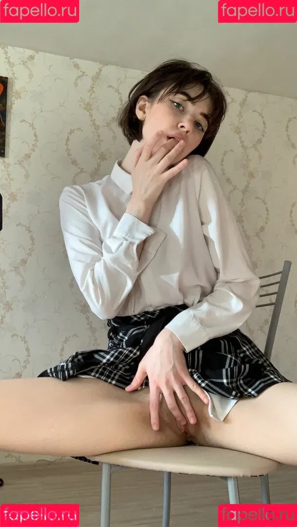 YourSmallDoll / yourteeendoll Onlyfans Photo Gallery 