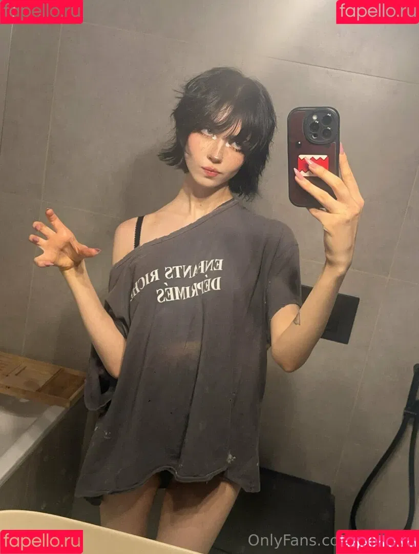 YourSmallDoll / yourteeendoll Onlyfans Photo Gallery 