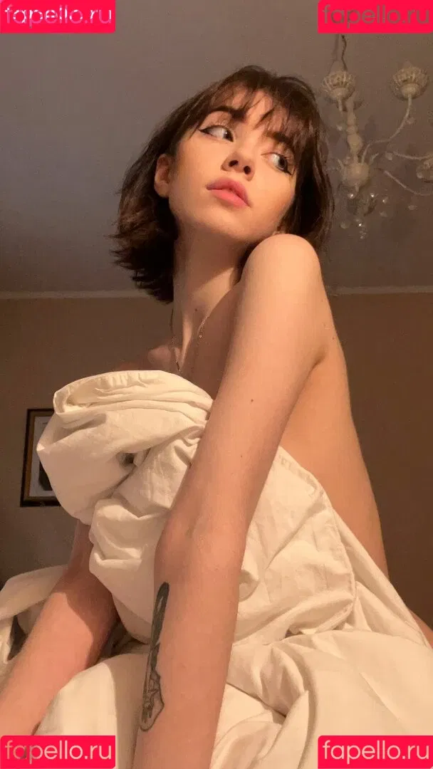 YourSmallDoll / yourteeendoll Onlyfans Photo Gallery 