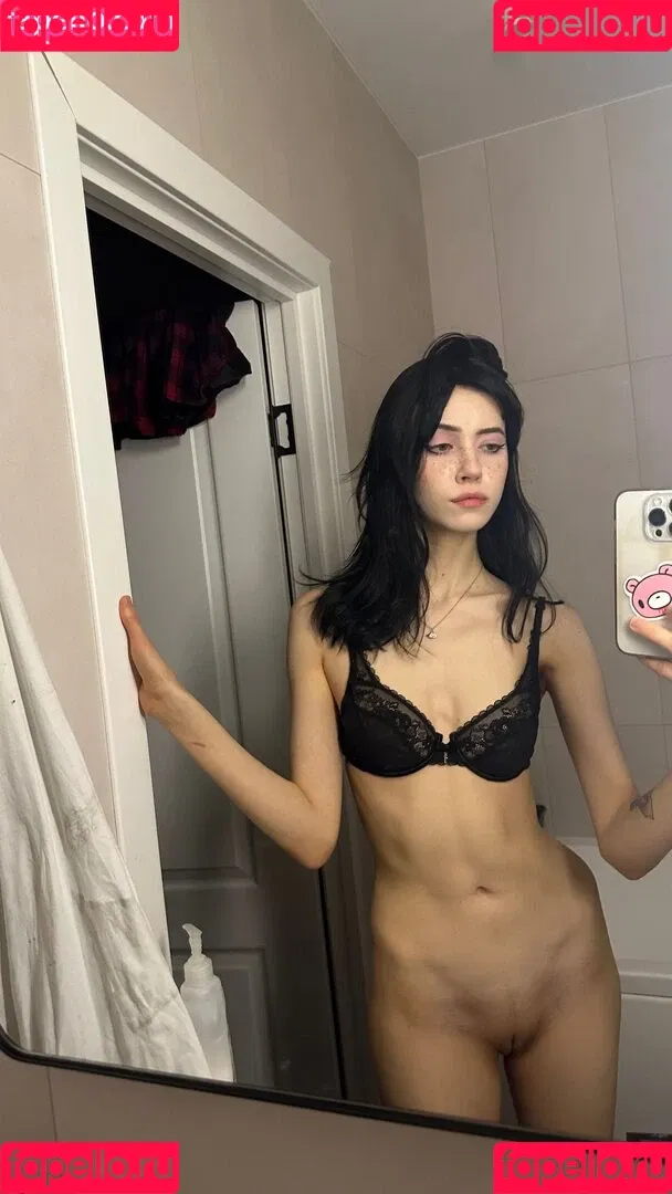 YourSmallDoll / yourteeendoll Onlyfans Photo Gallery 