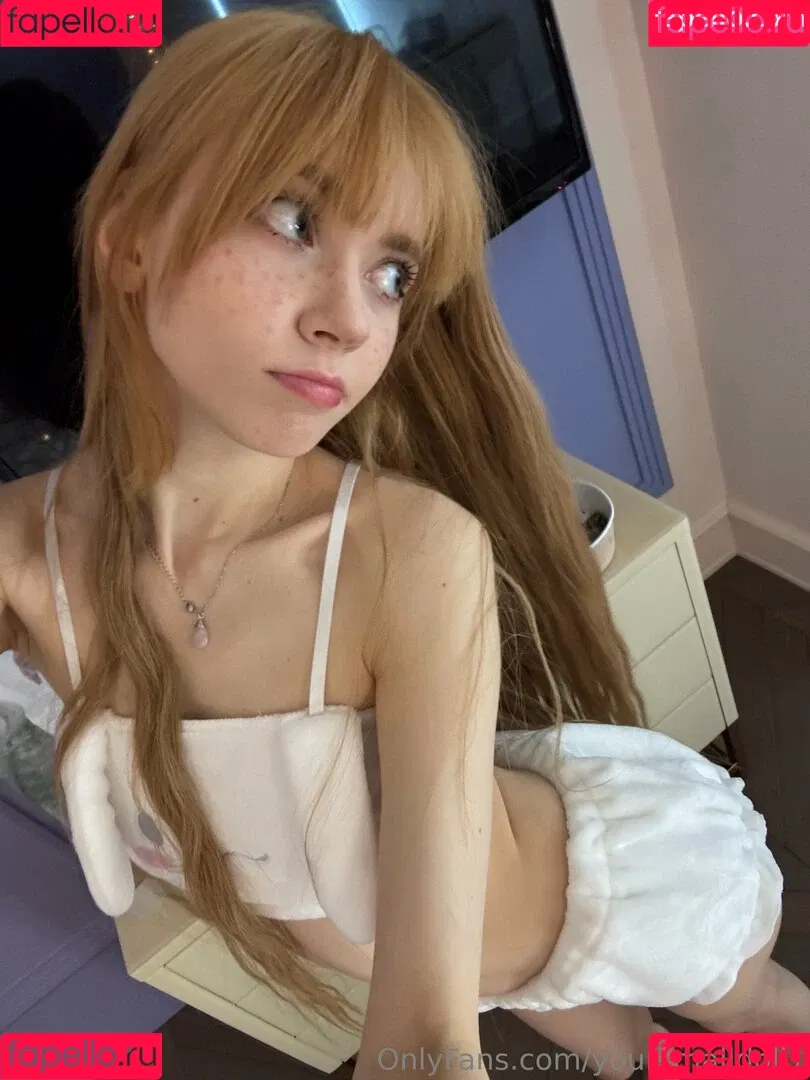 YourSmallDoll / yourteeendoll Onlyfans Photo Gallery 