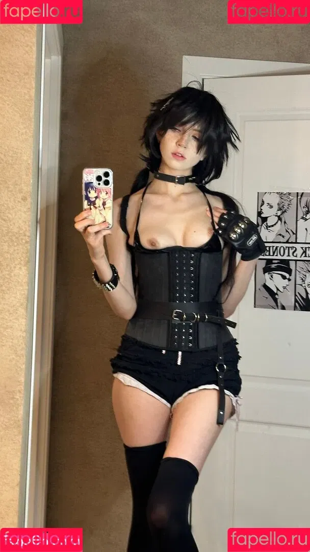 YourSmallDoll / yourteeendoll Onlyfans Photo Gallery 