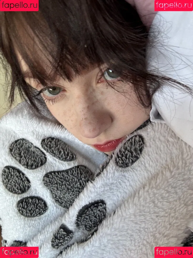 YourSmallDoll / yourteeendoll Onlyfans Photo Gallery 