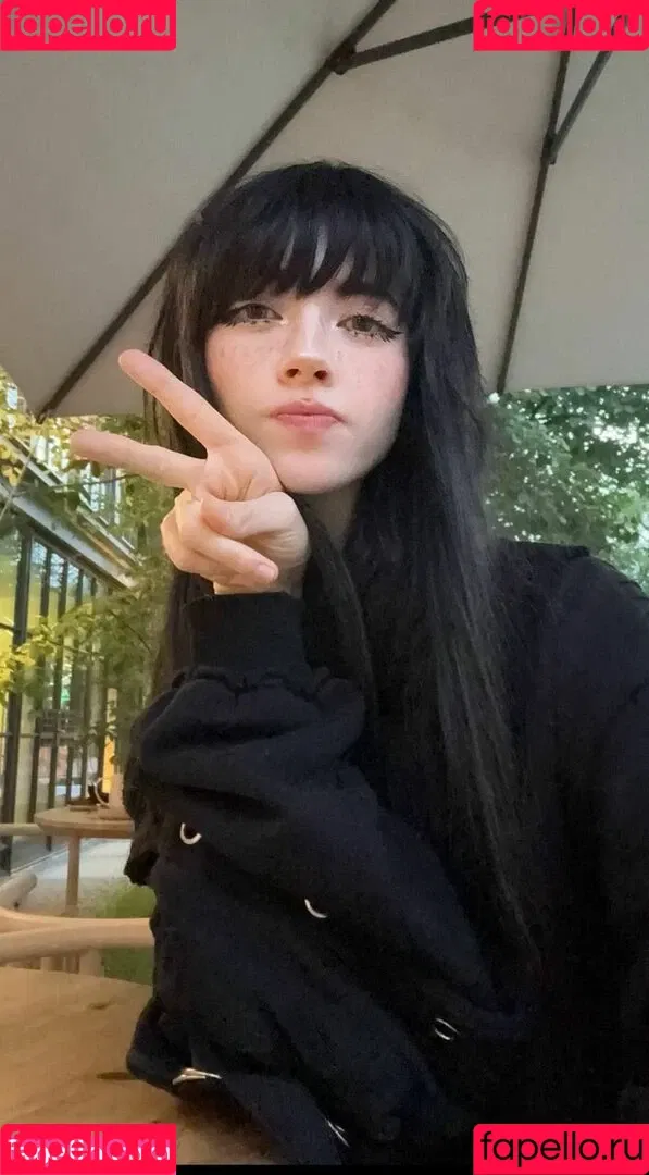 YourSmallDoll / yourteeendoll Onlyfans Photo Gallery 