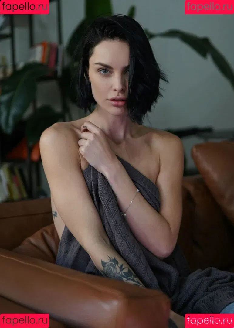 Teela LaRoux / laroux_teela / teelalaroux Onlyfans Photo Gallery 