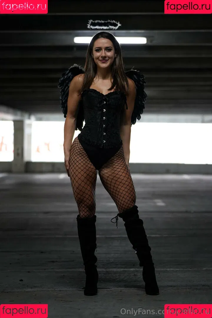 carla.leclercq / carla000 Onlyfans Photo Gallery 