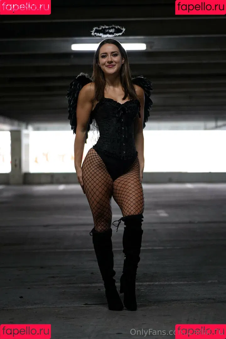 carla.leclercq / carla000 Onlyfans Photo Gallery 