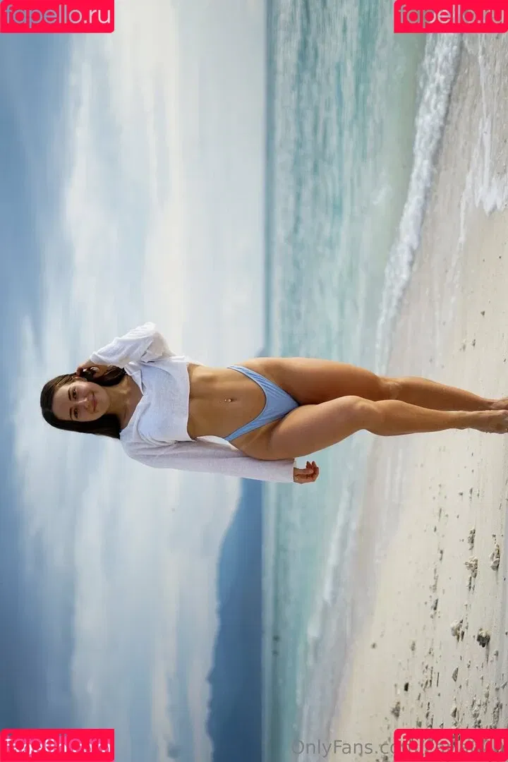 carla.leclercq / carla000 Onlyfans Photo Gallery 