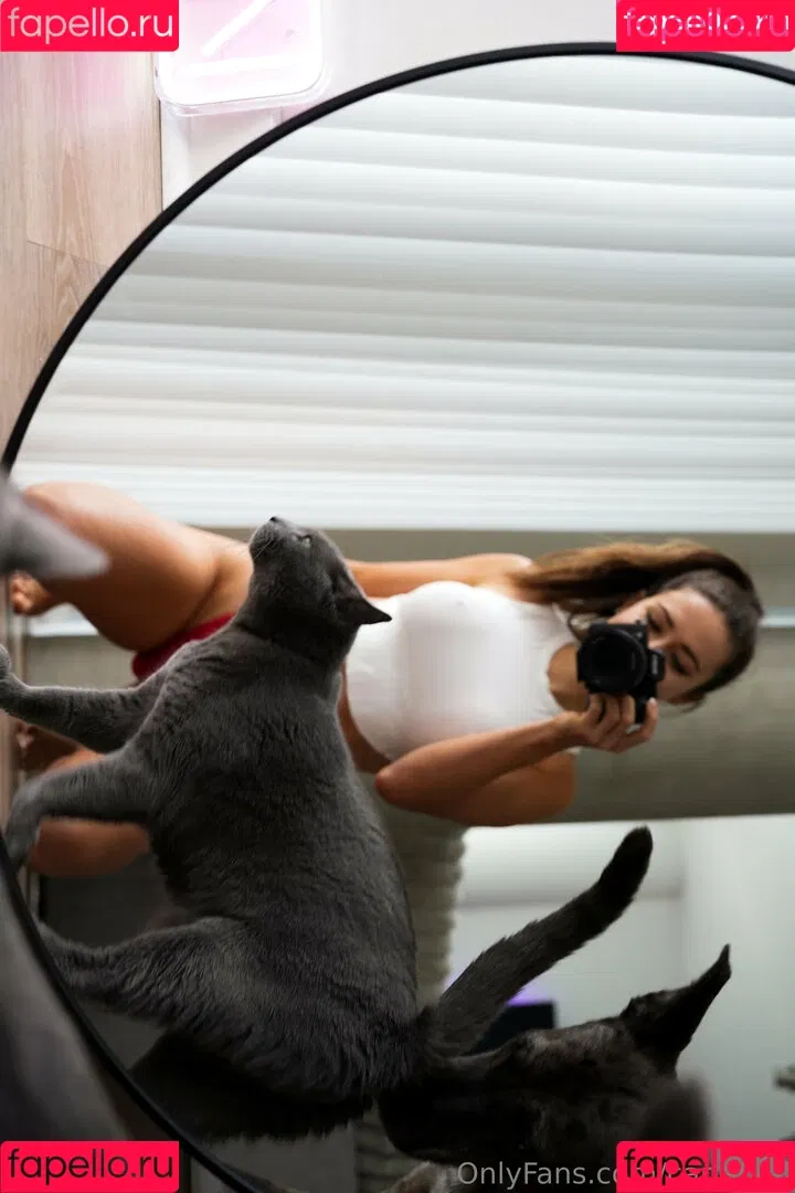 carla.leclercq / carla000 Onlyfans Photo Gallery 