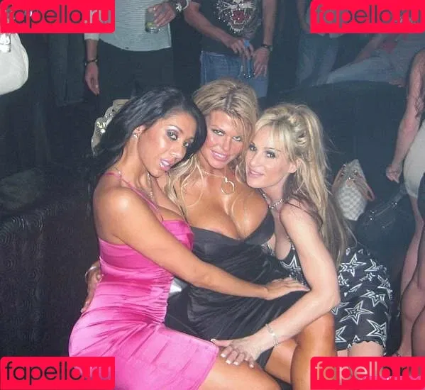 Jennelle Gordon / iamjennellegordon / theorgasmiclife Onlyfans Photo Gallery 