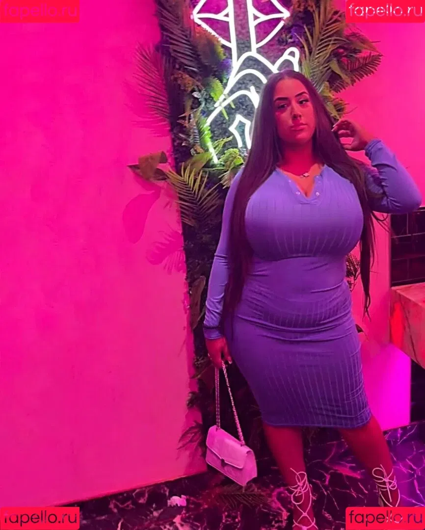 Busty Turkish / Pettiana | Cypriotmami / cypriotmami Onlyfans Photo Gallery 