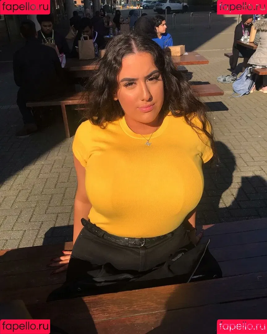 Busty Turkish / Pettiana | Cypriotmami / cypriotmami Onlyfans Photo Gallery 