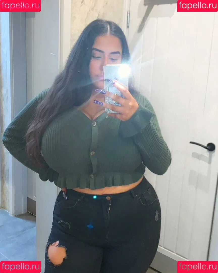 Busty Turkish / Pettiana | Cypriotmami / cypriotmami Onlyfans Photo Gallery 