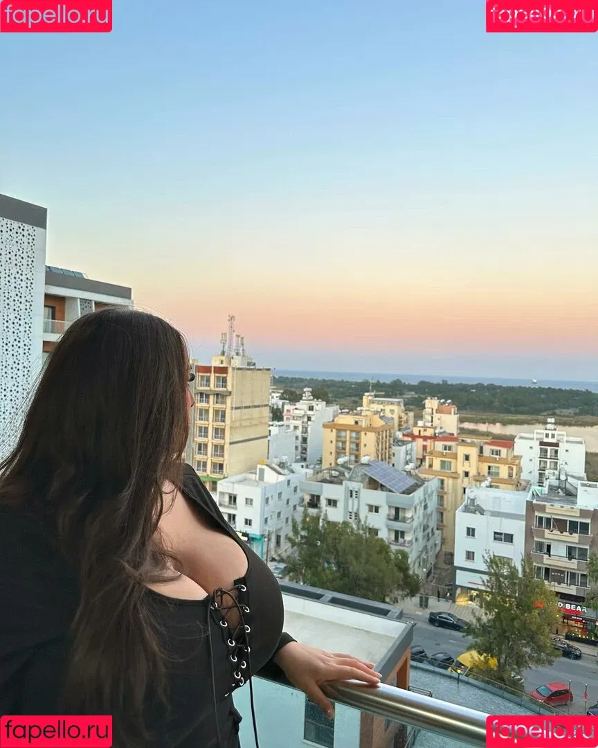 Busty Turkish / Pettiana | Cypriotmami / cypriotmami Onlyfans Photo Gallery 