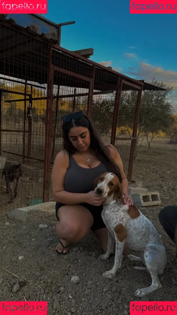 Busty Turkish / Pettiana | Cypriotmami / cypriotmami Onlyfans Photo Gallery 