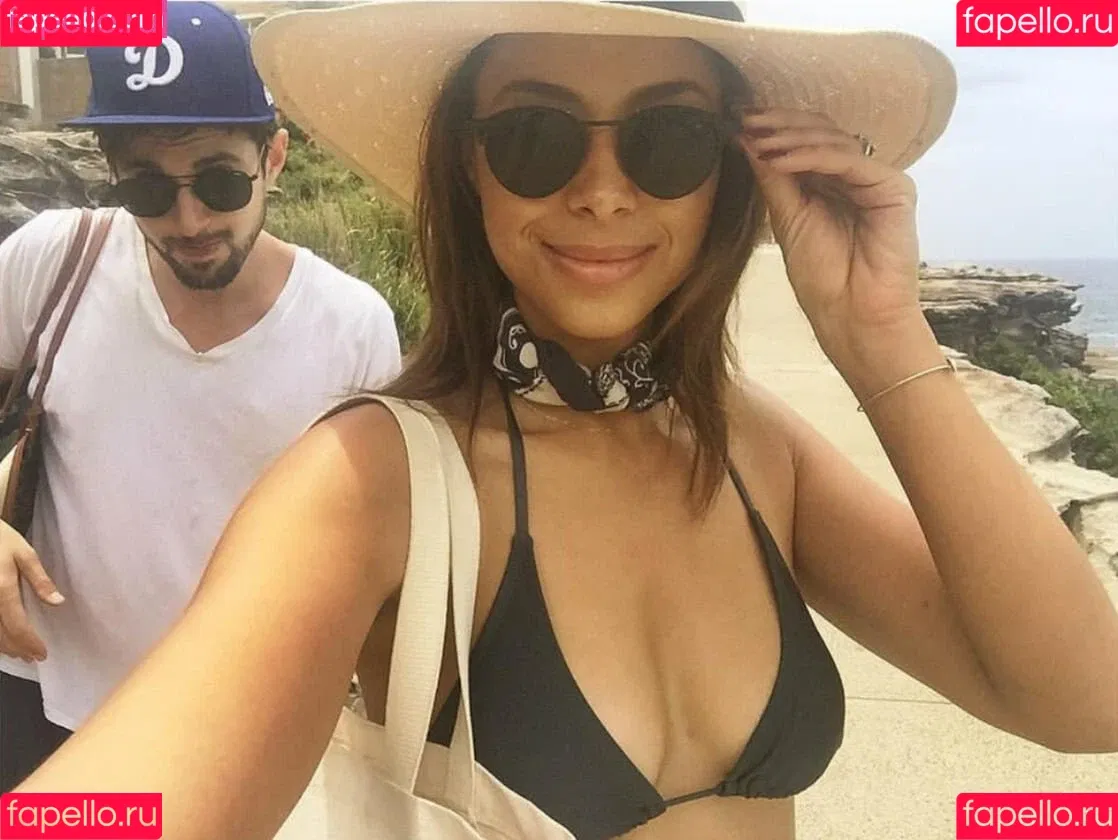 Amber Stevens West / amberonistevenswest / amberstevens Onlyfans Photo Gallery 