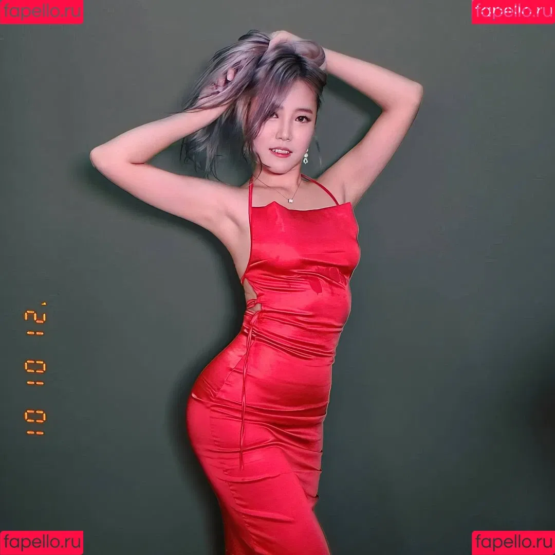 YuggieTV / Yuggie_TV Onlyfans Photo Gallery 