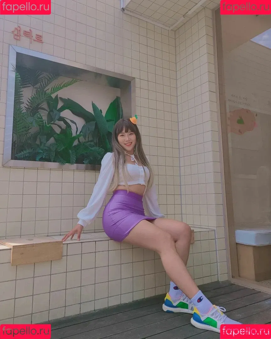 YuggieTV / Yuggie_TV Onlyfans Photo Gallery 